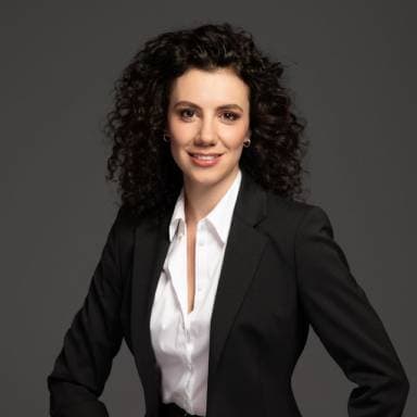 Габриела Топузова